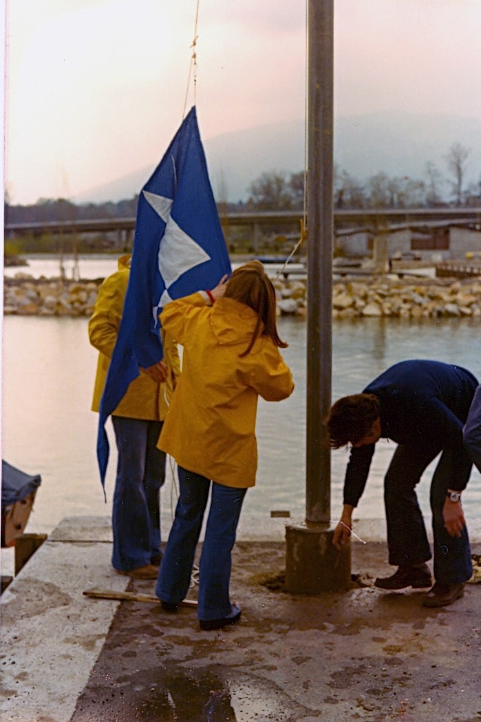 1976 - Pose du mât